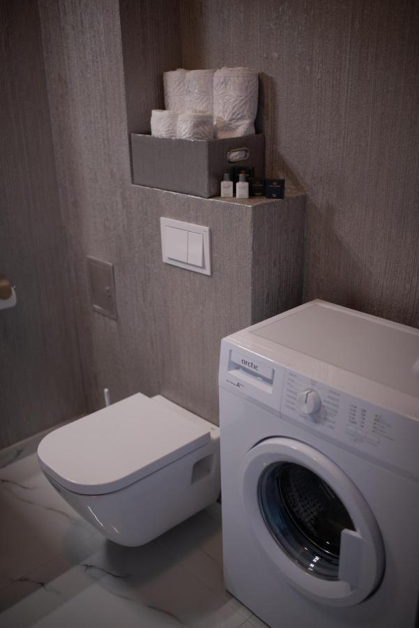 Apartament Denissia Gran Varadino Esterno foto