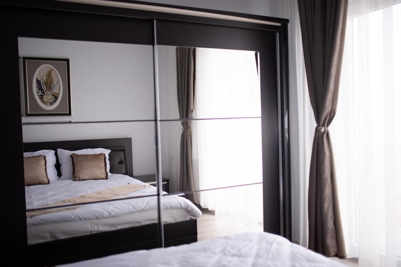 Apartament Denissia Gran Varadino Esterno foto