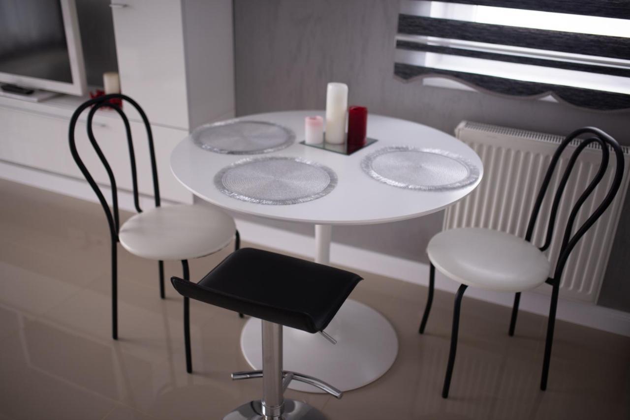 Apartament Denissia Gran Varadino Esterno foto