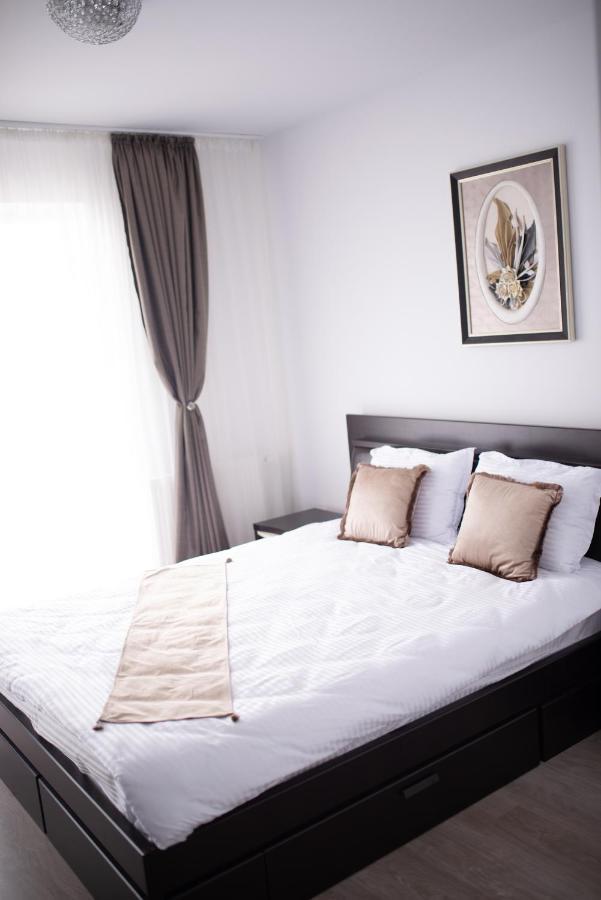 Apartament Denissia Gran Varadino Esterno foto